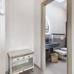 4 Passi Mare 2 아파트 *
