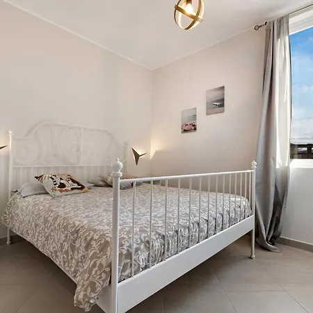 4 Passi Mare 2 Lägenhet *