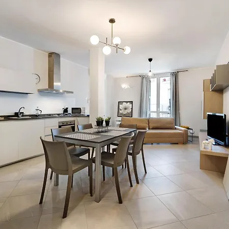 4 Passi Mare 2 Apartment *